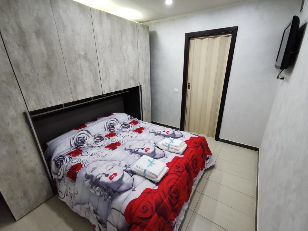Cuore Di Napoli Appartement Buitenkant foto